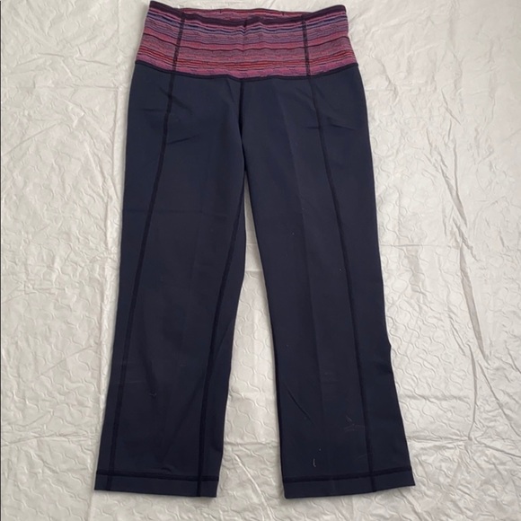 Lululemon Gather and Crow navy multicolor crop legging 4 - Picture 8 of 9